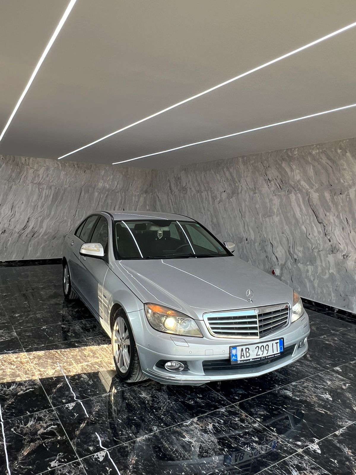Benz C Class 220 OR SIMILAR