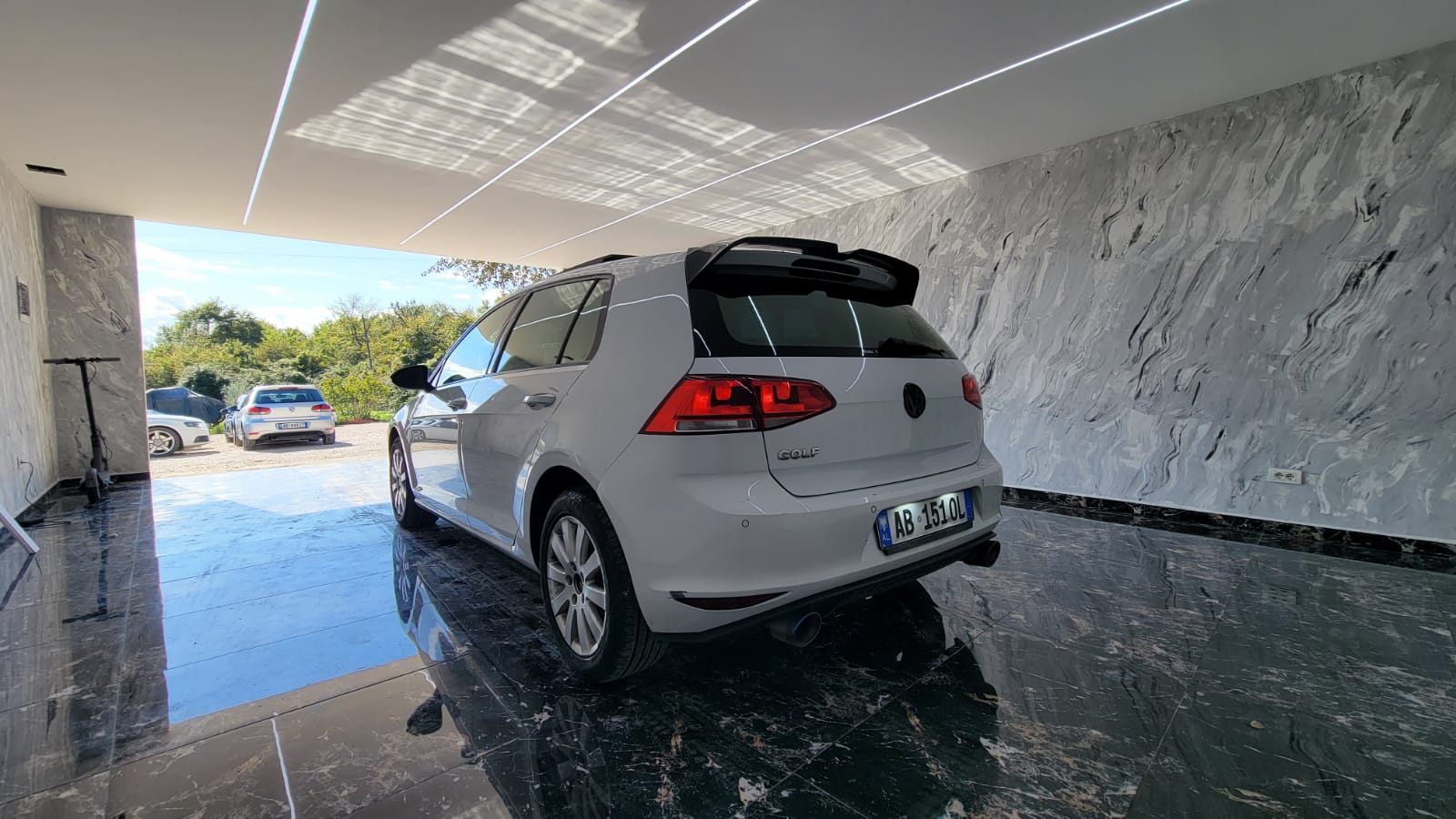 VOLKSWAGEN GOLF 7 2015 OR SIMILAR
