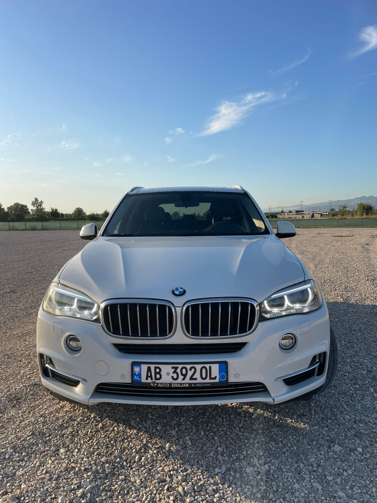 BMW X5 OR SIMILAR